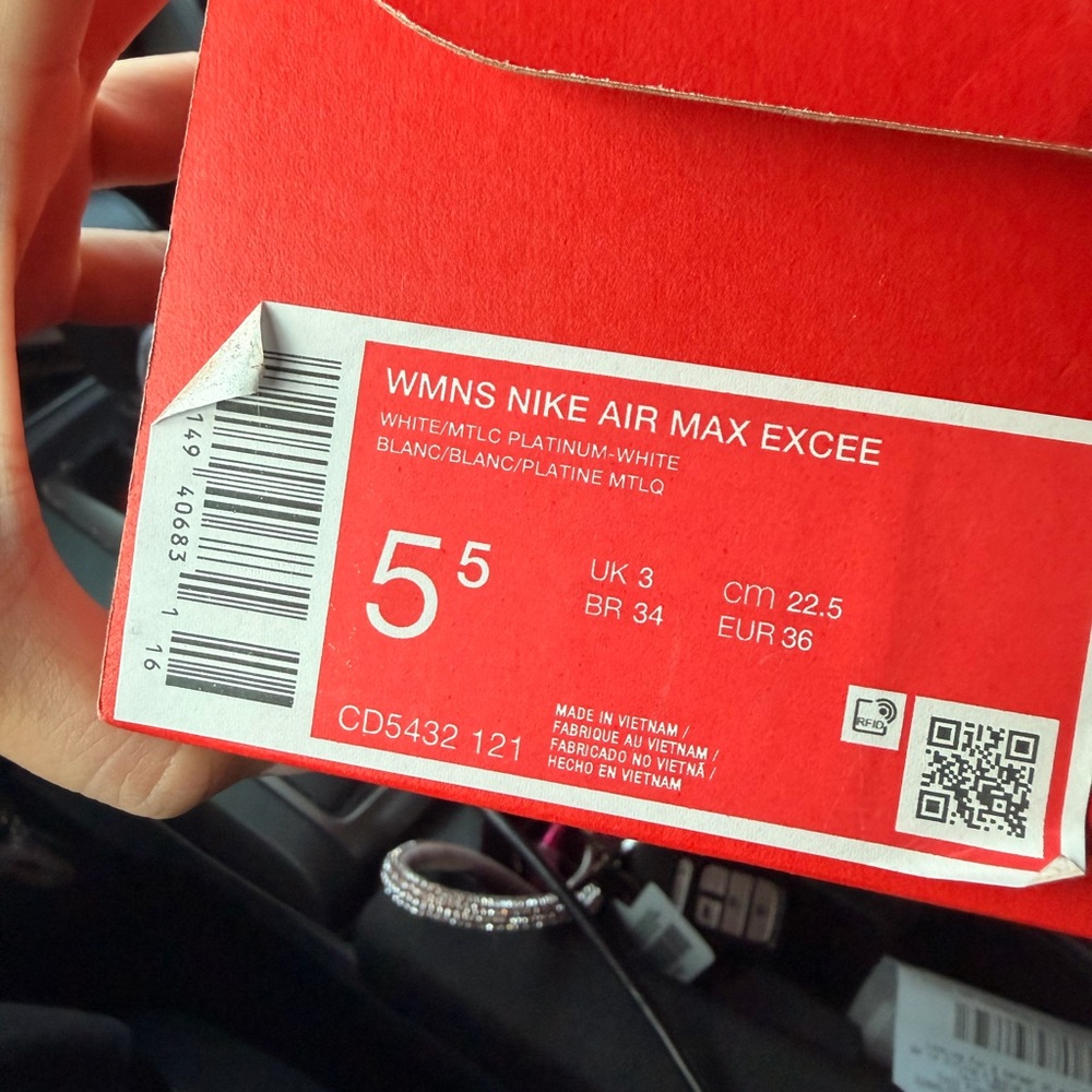 Women’s Nike Air Max Excee white - Picture 5 of 5